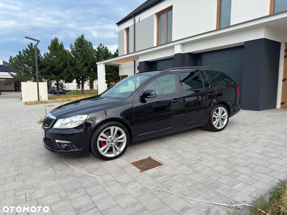 Skoda Octavia 2.0 TDI DPF RS - 2