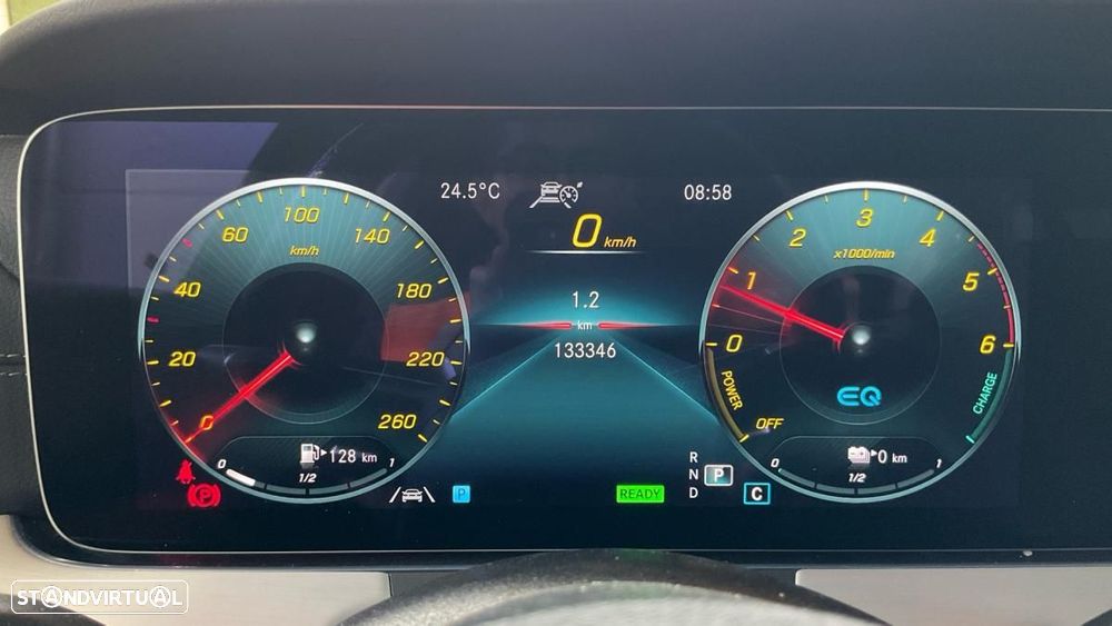 Mercedes-Benz E 300 de 4Matic 9G-TRONIC AMG Line - 3