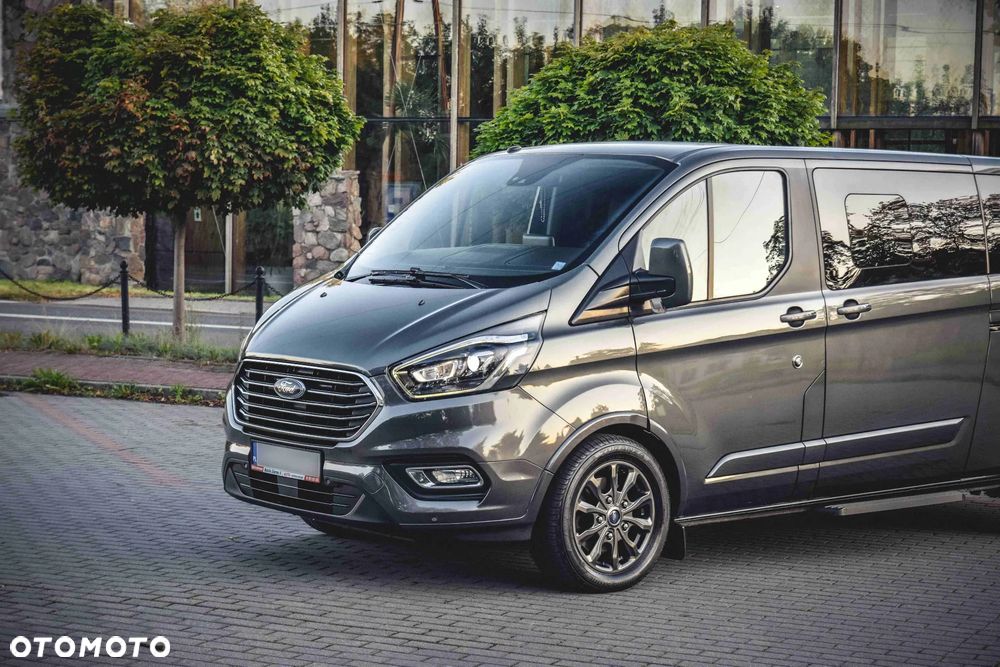 Ford Tourneo Custom 2.0 EcoBlue L2 Titanium - 9