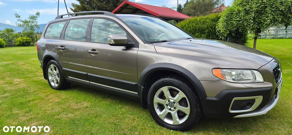 Volvo XC 70 D5 AWD Summum - 1