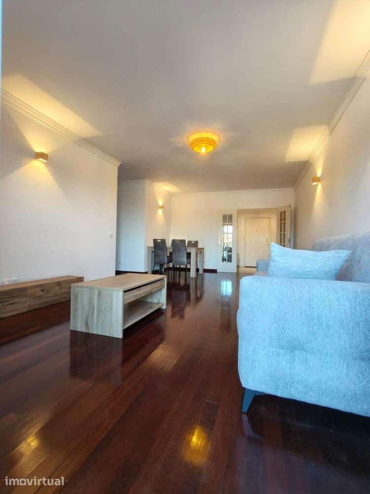 Apartamento T2 em Funchal (Santa Maria Maior) de 101,00 m2 - Grande imagem: 2/18