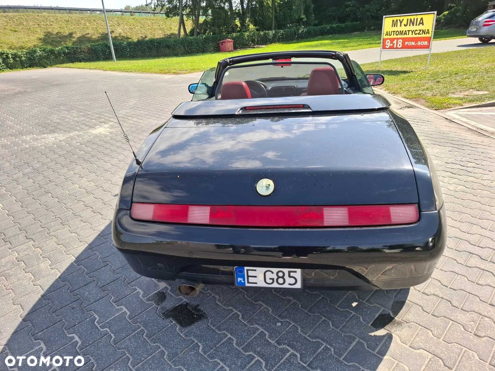 Alfa Romeo Spider - 8