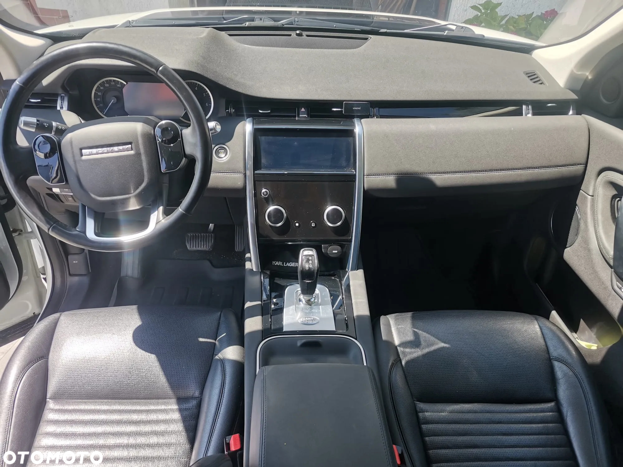 Land Rover Discovery Sport 2.0 Si4 Pure - 11