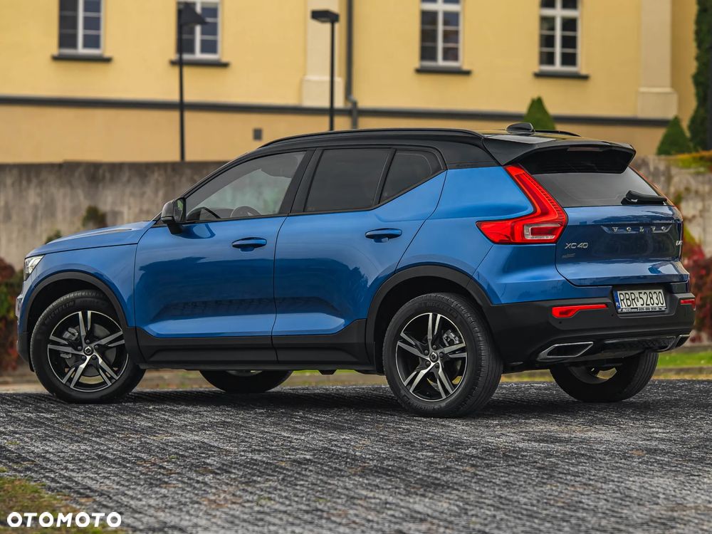 Volvo XC 40 D4 AWD Geartronic R-Design - 40