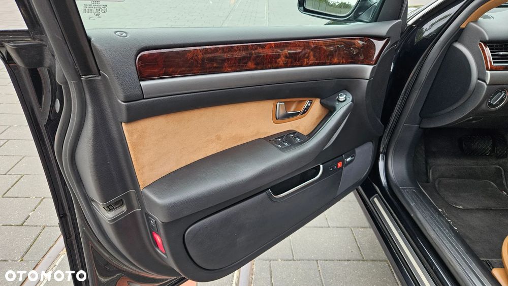 Audi A8 2005 photo 5