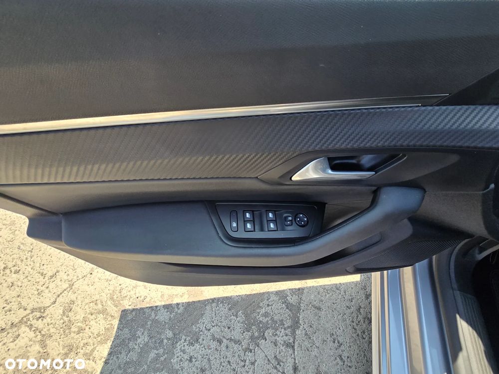 Peugeot 508 180 e-EAT8 Allure - 23