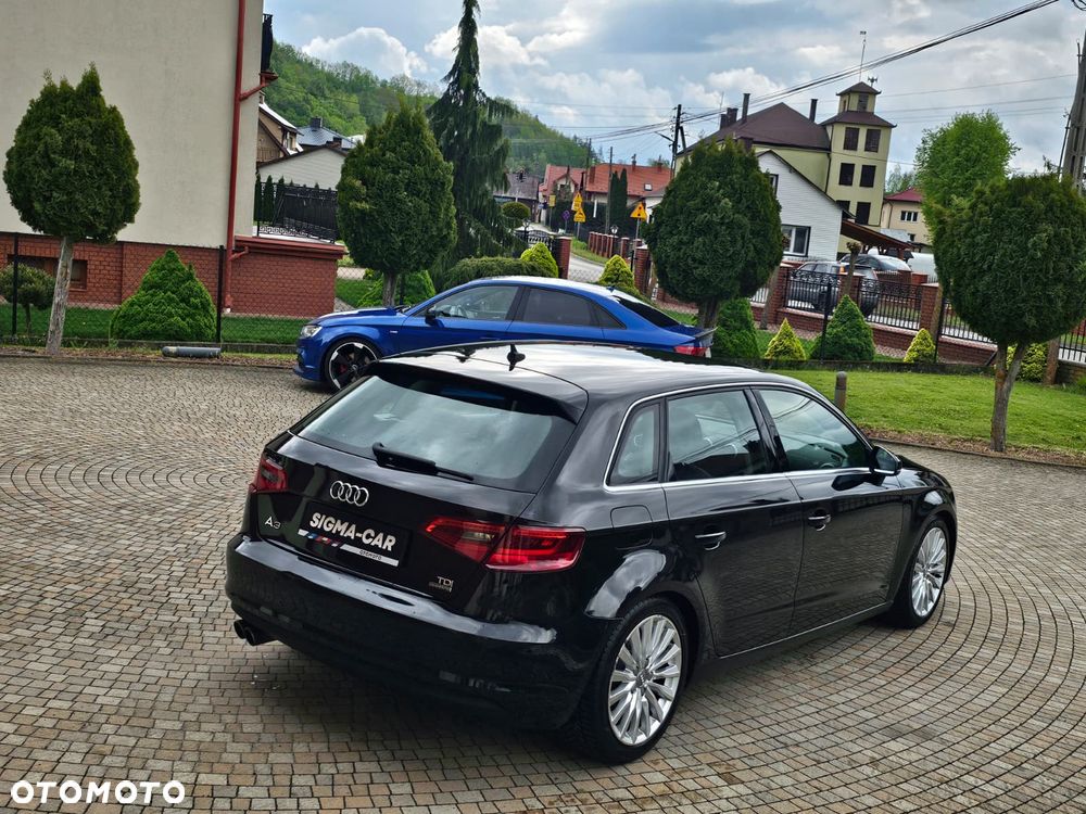 Audi A3 Sportback 2.0 TDI (clean diesel) quattro S tronic Ambition - 16