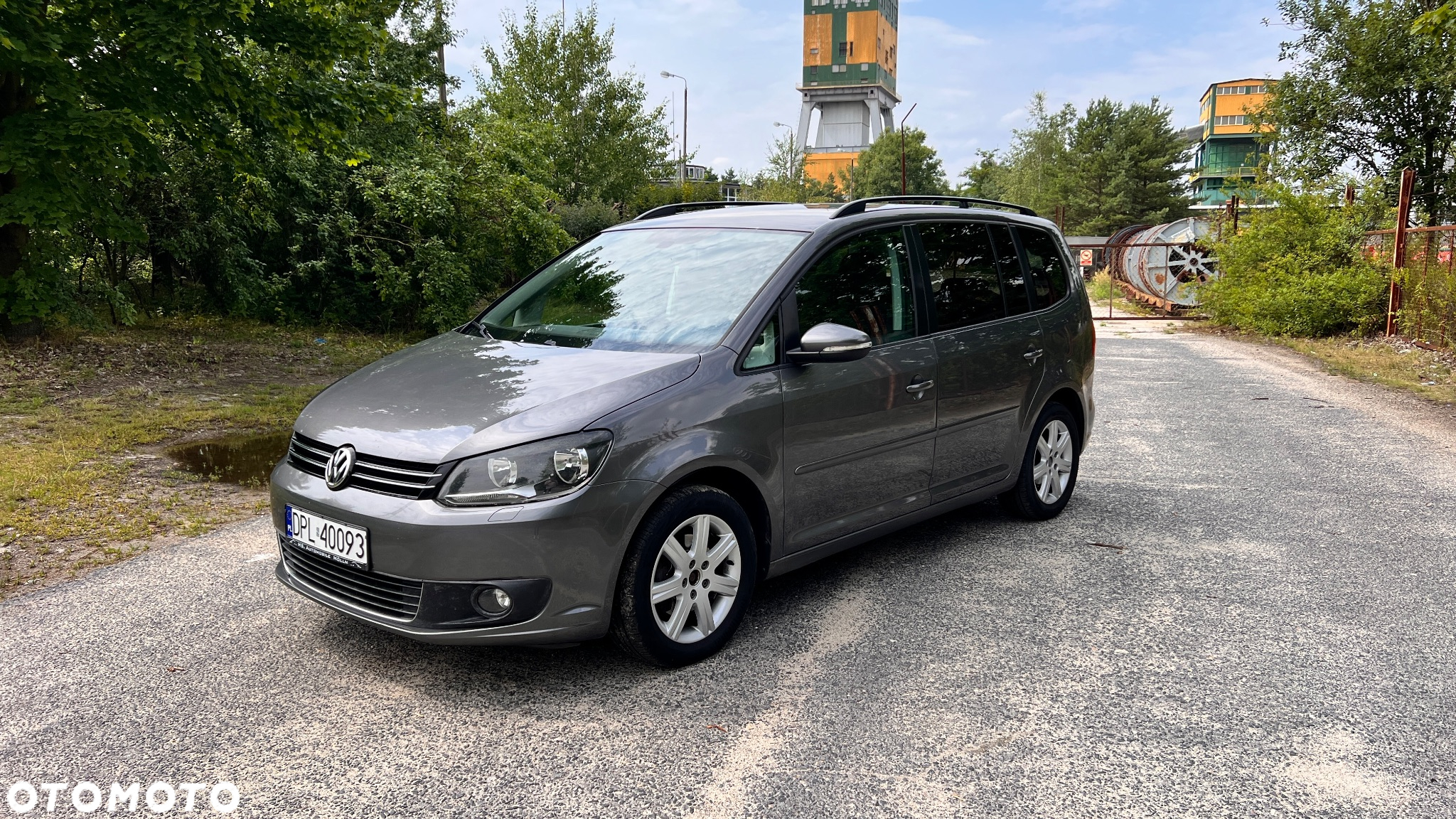 Volkswagen Touran 1.6 TDI DPF Comfortline DSG - 2