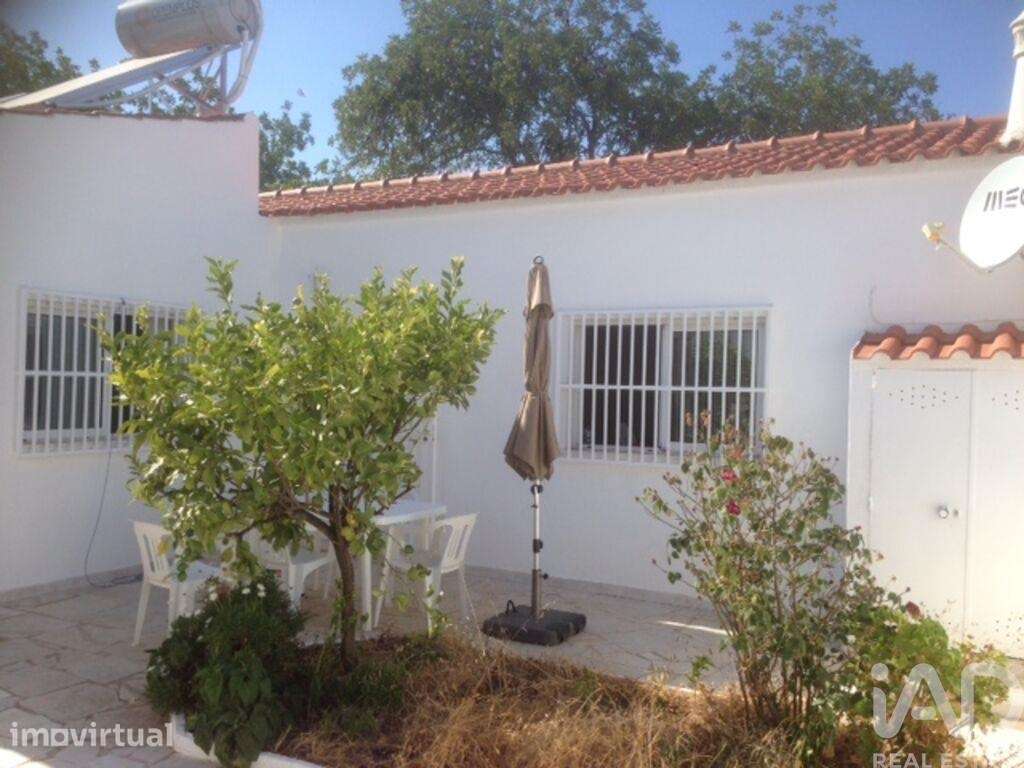Casa / Villa em Santa Catarina da Fonte do Bispo de 79 m2 - Grande imagem: 3/35
