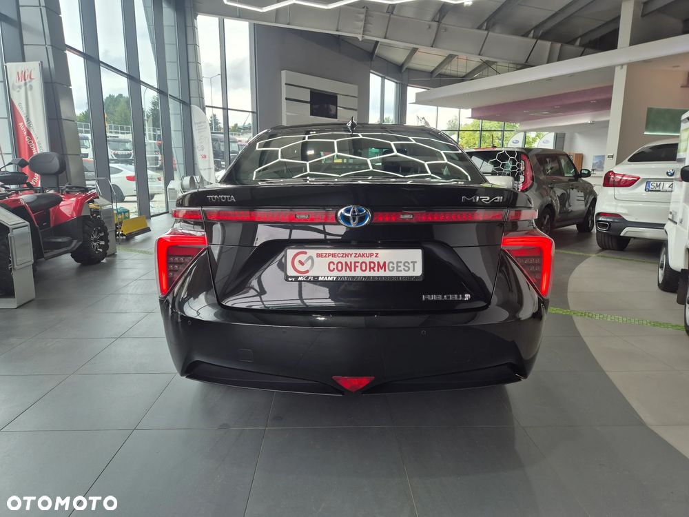Toyota Mirai - 7