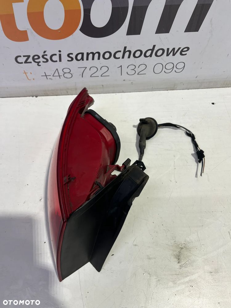 LAMPA LEWY TYŁ 8K5945095D AUDI A4 B8 SEDAN - 2