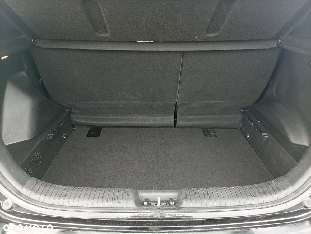 Hyundai ix20 1.4 CRDi Premium - 11
