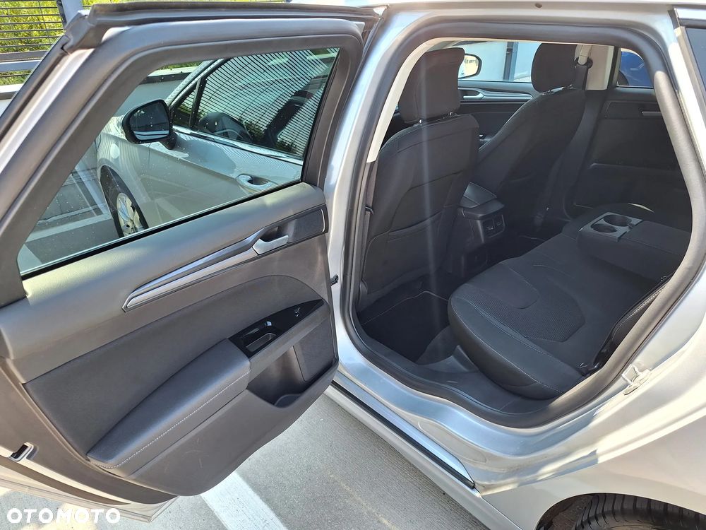 Ford Mondeo 2.0 EcoBlue Titanium - 20