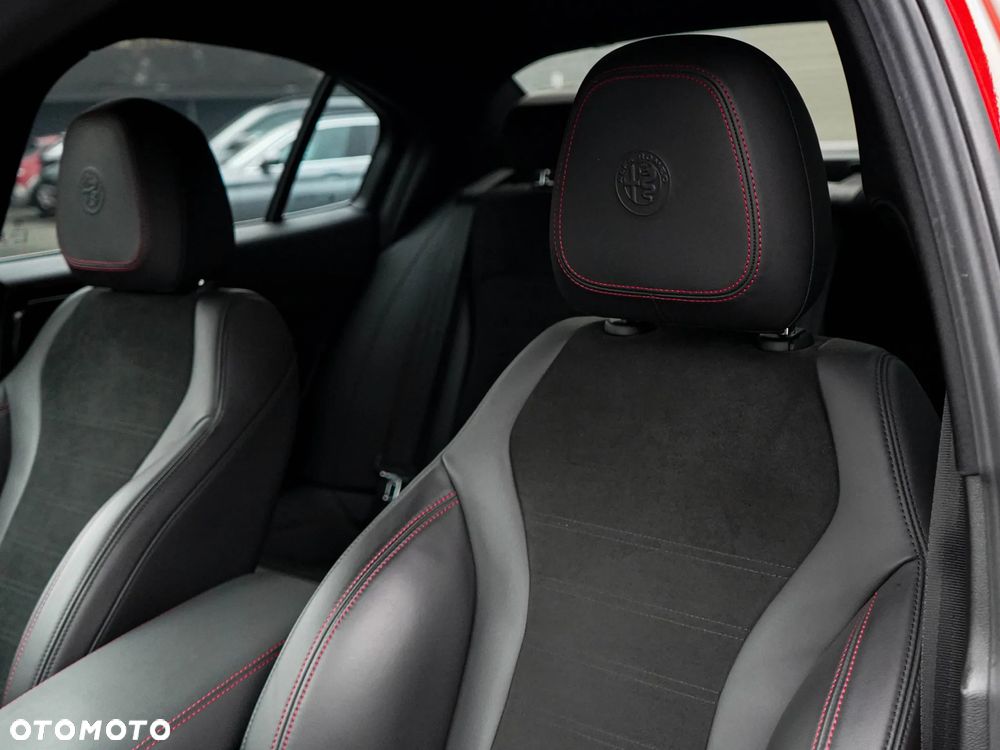 Alfa Romeo Giulia 2.0 Turbo Veloce Q4 - 20