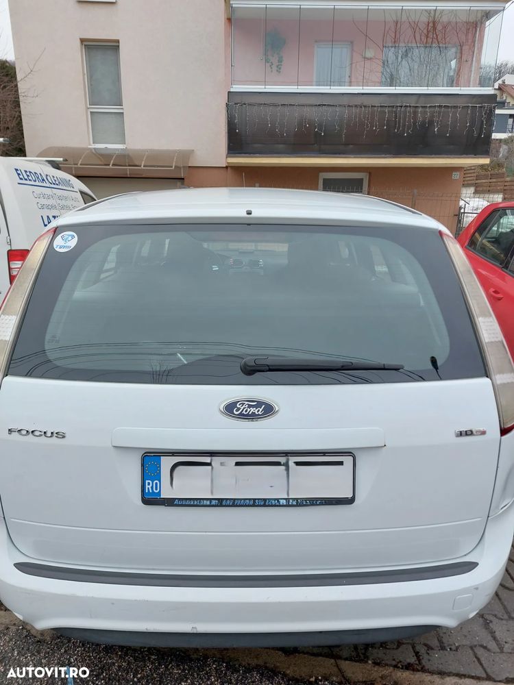 Ford Focus - 5