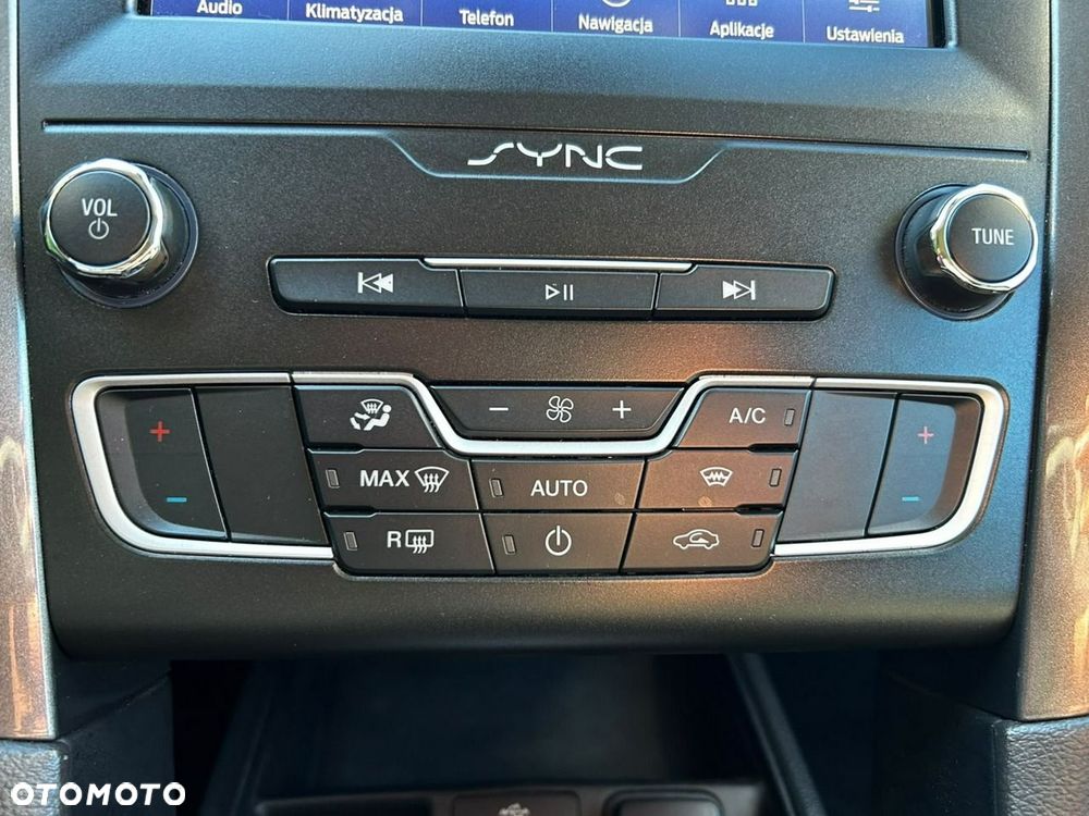 Ford Mondeo - 16