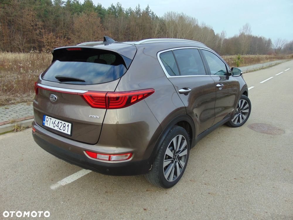 Kia Sportage 2,0 CRDI AWD Platinum - 4