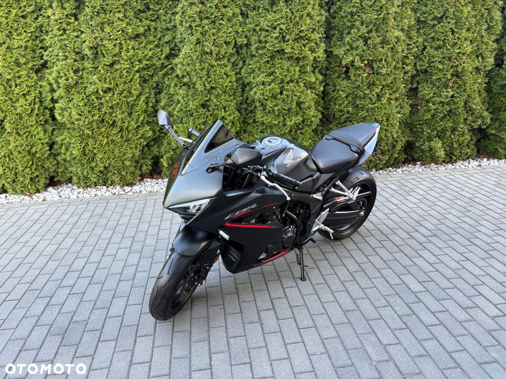Honda CBR - 7