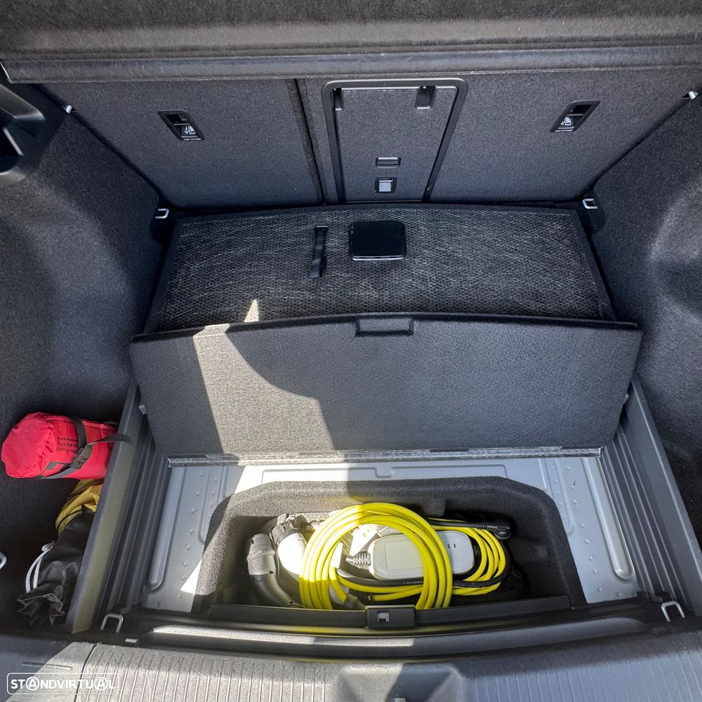 VW ID.4 77 kWh GTX - 32