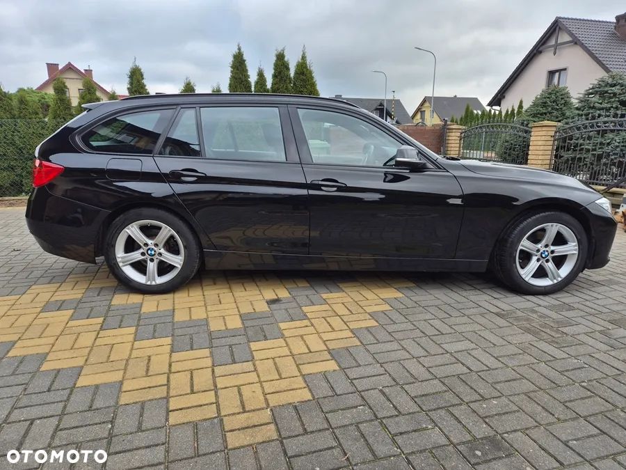 BMW Seria 3 320d xDrive - 6