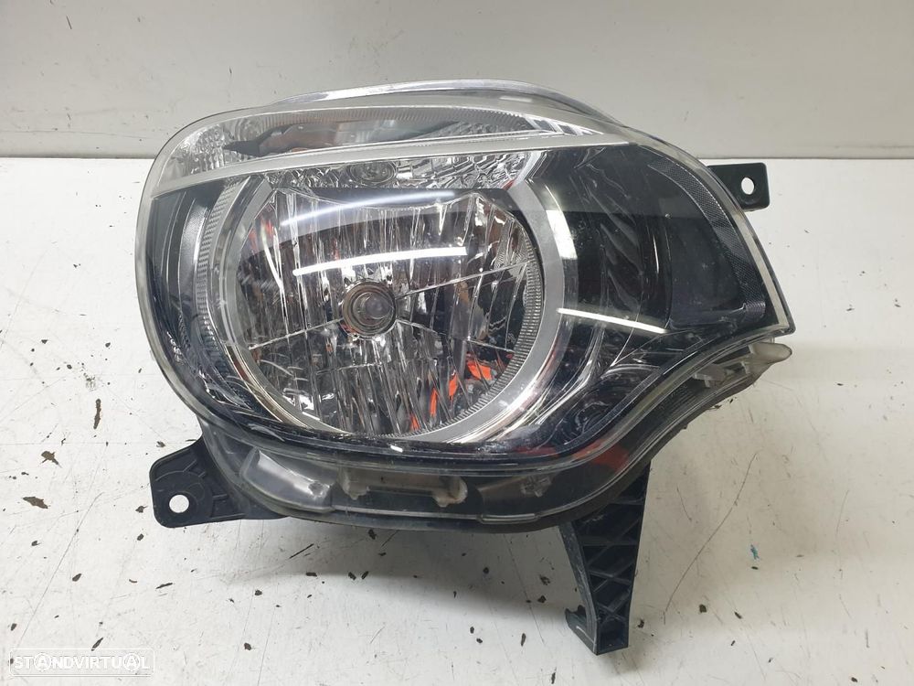 FAROL DIREITO RENAULT TWINGO III - 1