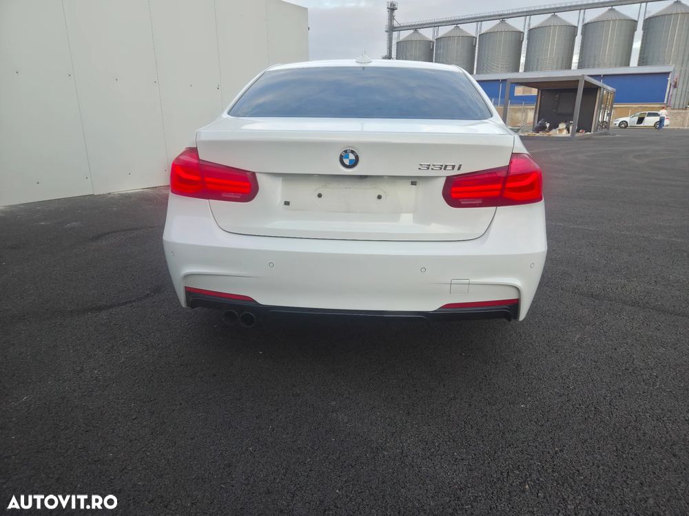 BMW Seria 3 2018 photo 5