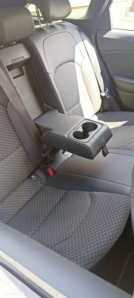 Kia Ceed 1.6 GDI PHEV Business Line DCT - 10