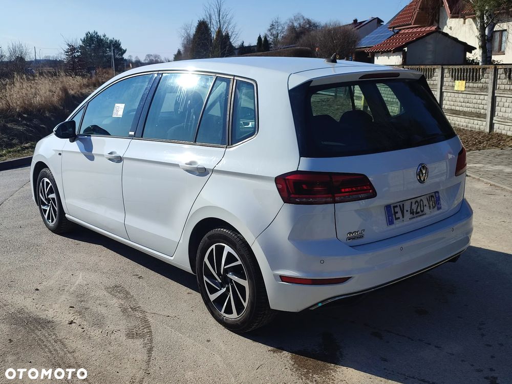 Volkswagen Golf 1.6 FSI Comfortline - 5