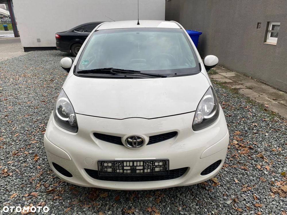 Toyota Aygo - 1