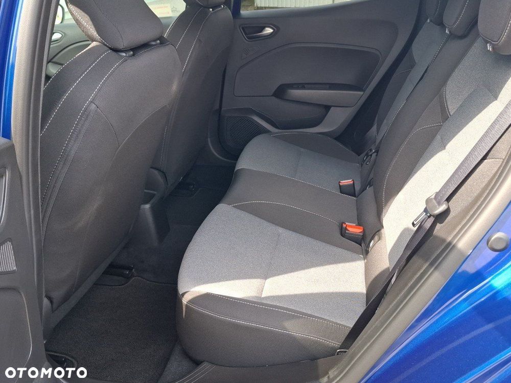 Mitsubishi Colt 1.0T Invite Style Cold - 12