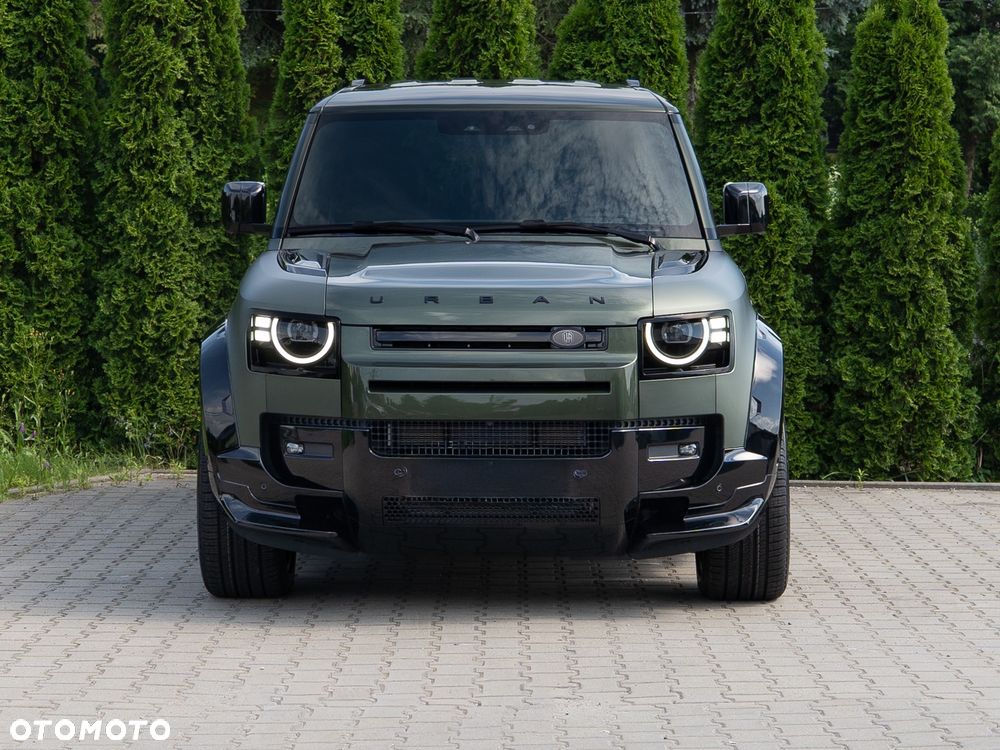 Land Rover Defender - 4