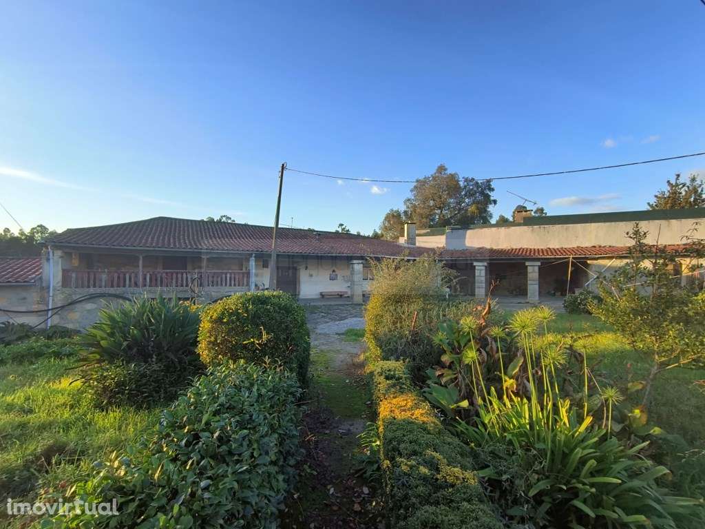 Quinta Tradicional com Elevado Potencial em Braga - Grande imagem: 2/53