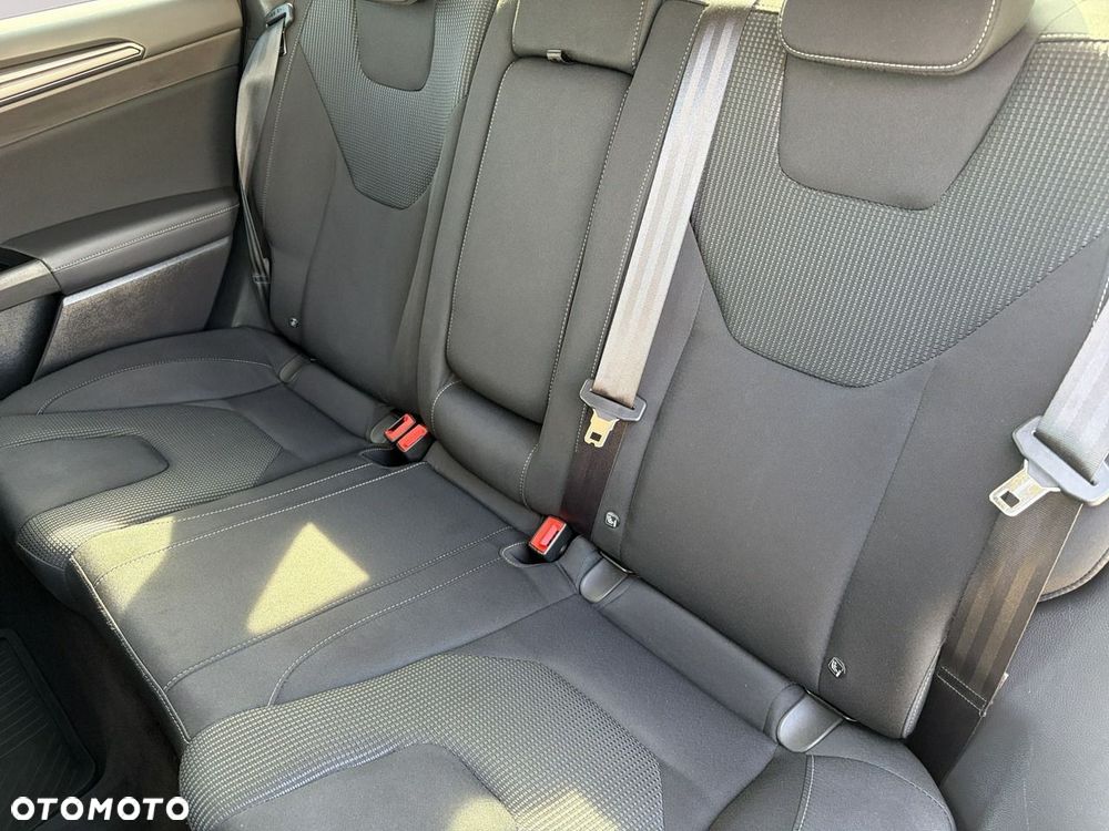 Ford Mondeo - 24