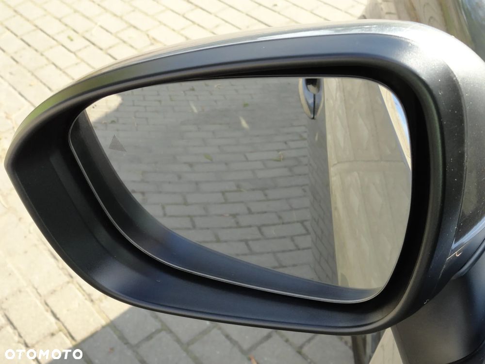 Nissan Qashqai 1.3 DIG-T MHEV Xtronic N-Connecta - 26