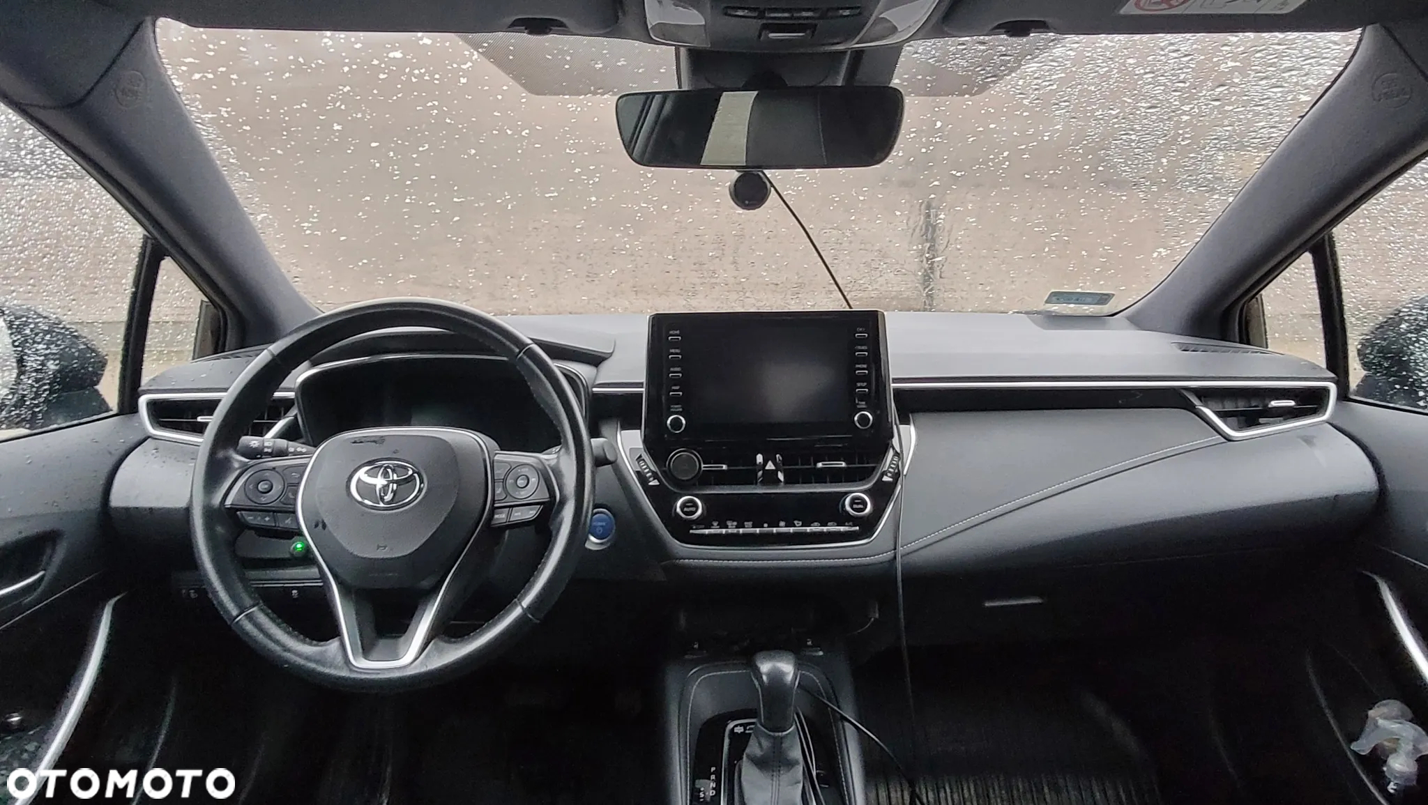 Toyota Corolla - 10