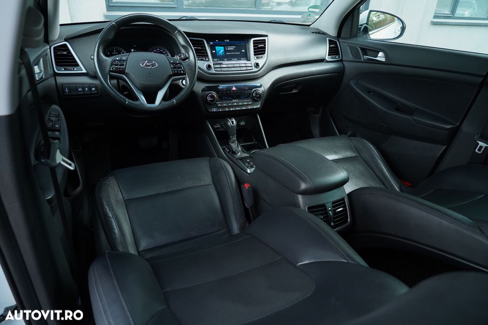 Hyundai Tucson 2.0 CRDI 4WD Automatik Premium - 11