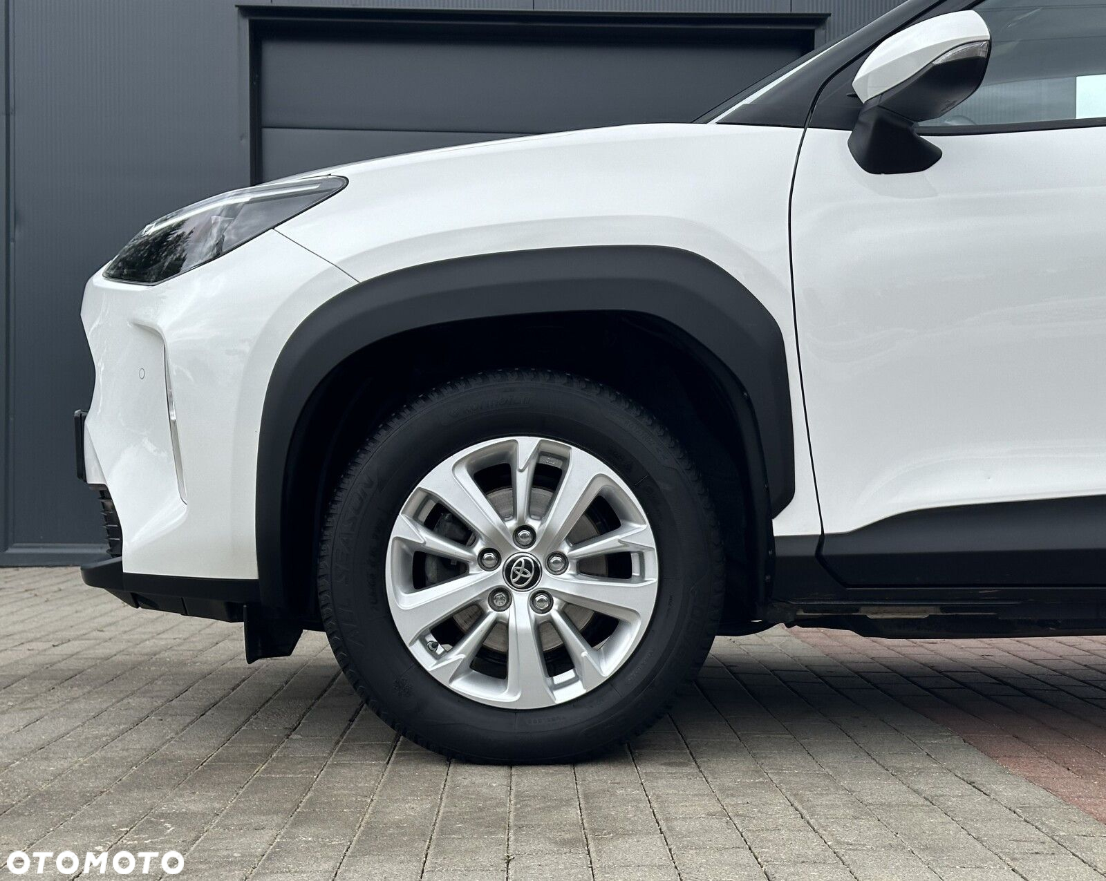 Toyota Yaris Cross - 17