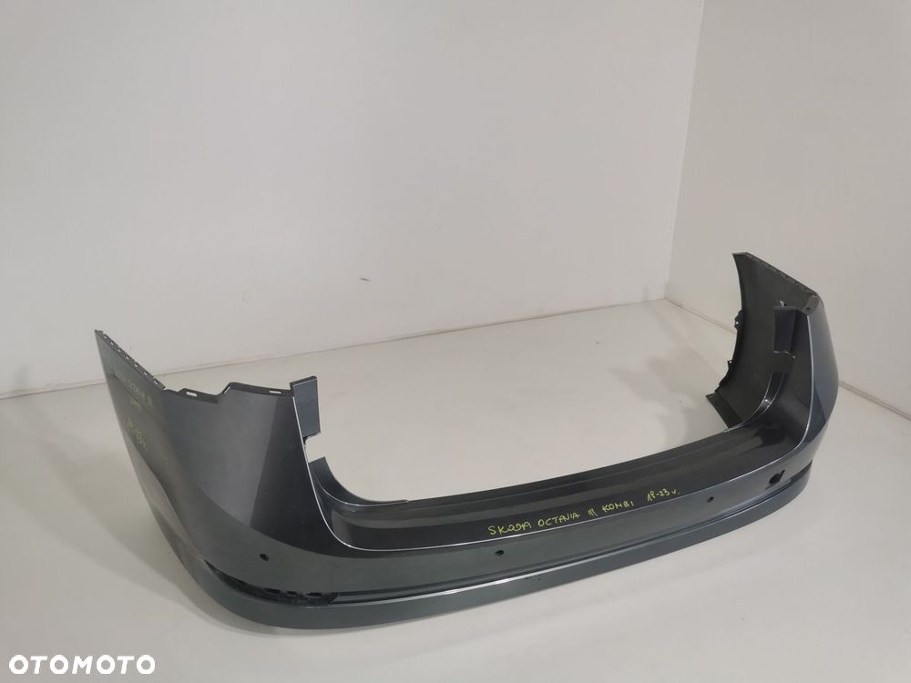 ZDERZAK TYLNY TYŁ SKODA OCTAVIA III KOMBI 12-18 - 4