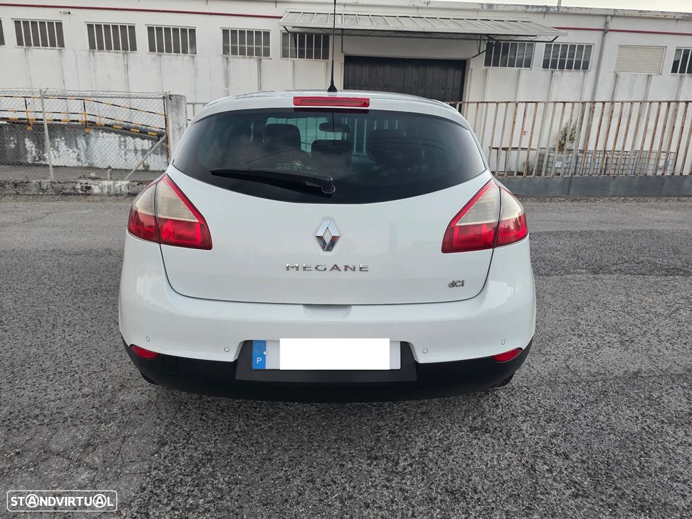 Renault Mégane 1.5 dCi Dynamique S - 13