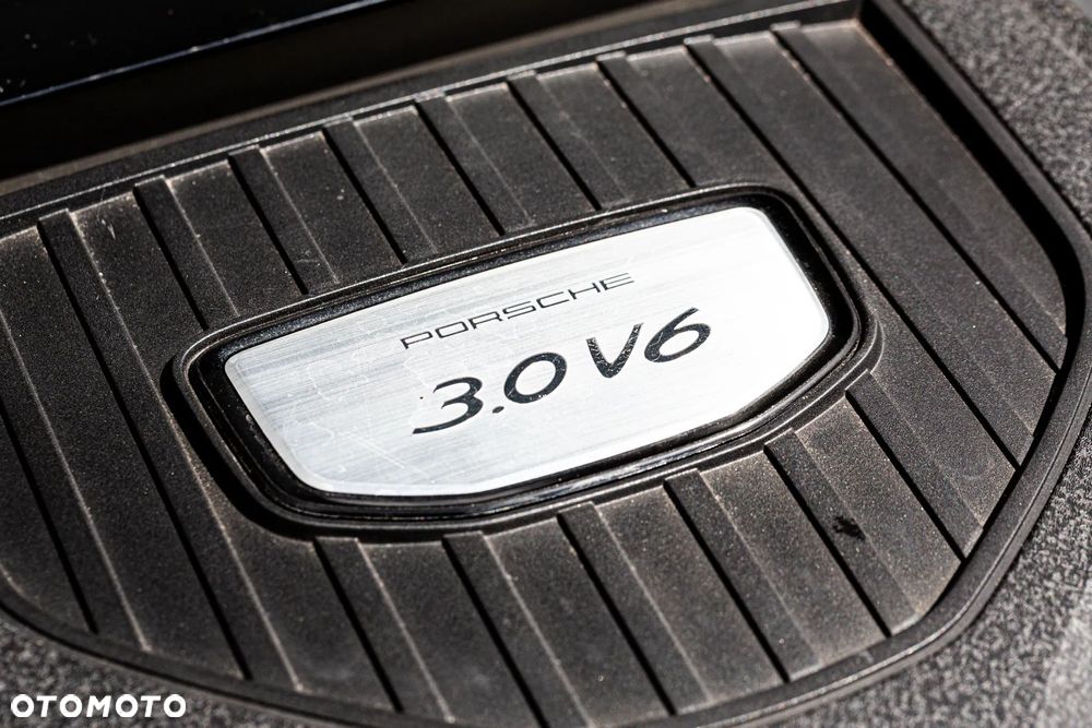 Porsche Panamera 4 Executive - 21