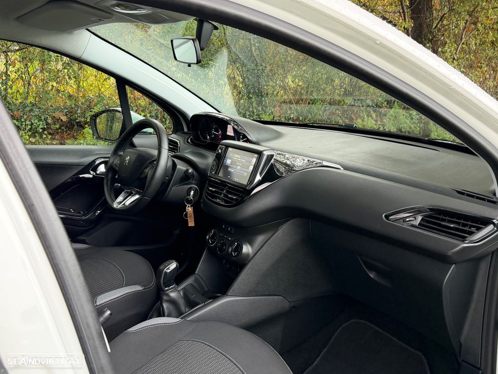 Peugeot 208 1.6 BlueHDi Active - 32