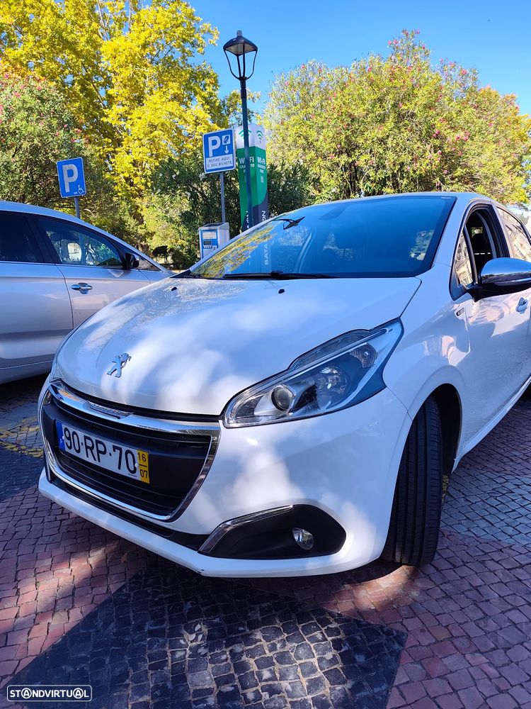 Peugeot 208 1.2 PureTech Style - 27