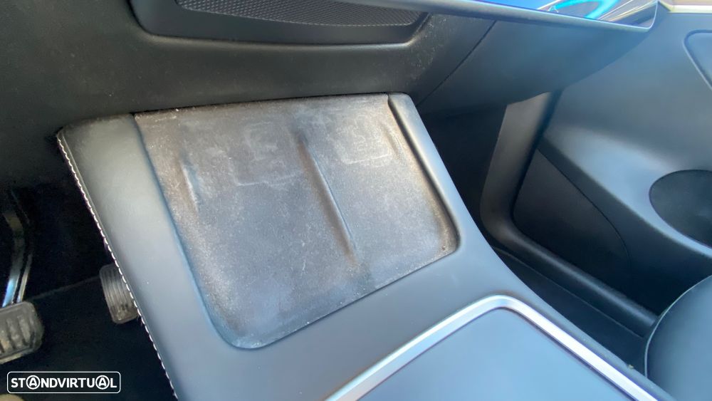 Tesla Model Y Long Range Tração Integral - 50