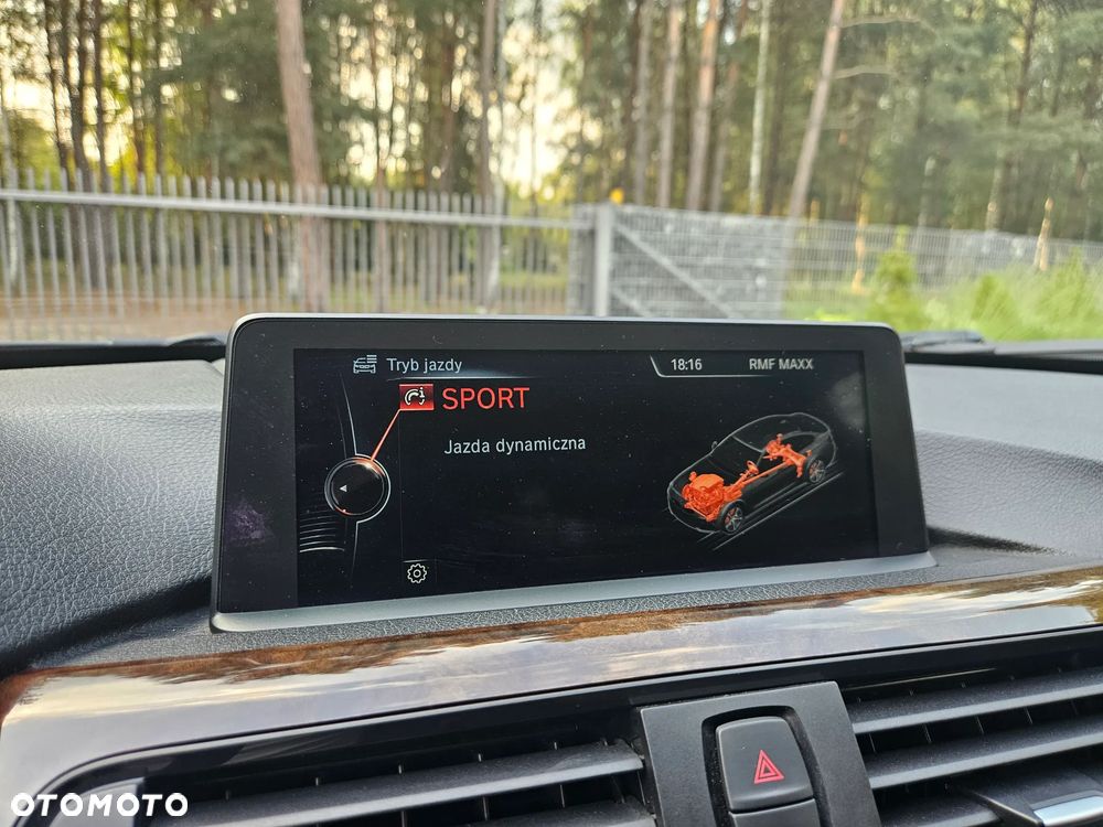 BMW Seria 4 428i xDrive Advantage sport - 36