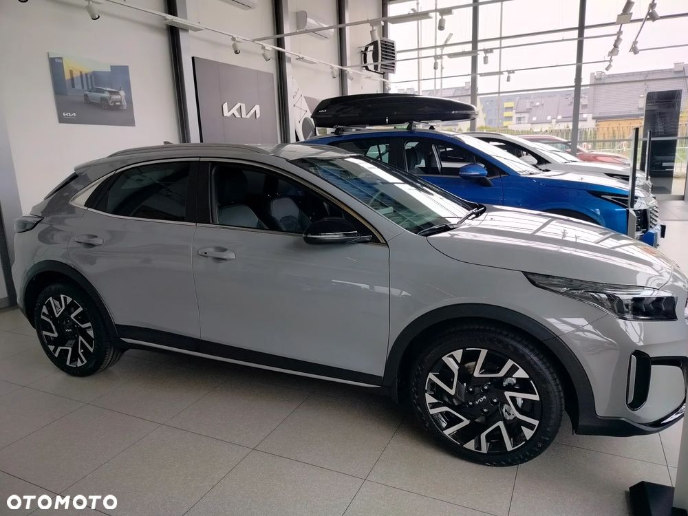 Kia XCeed 1.6 T-GDI Tribute DCT - 3