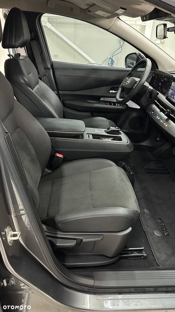 Nissan Ariya 63kWh Engage - 8