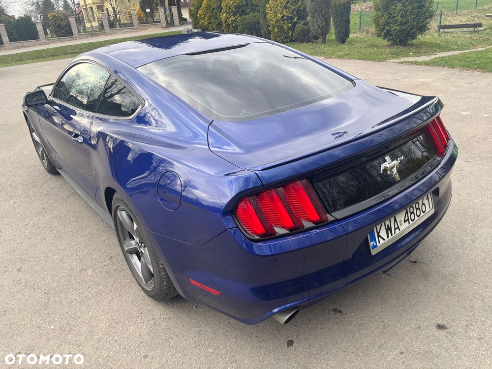 Ford Mustang - 5