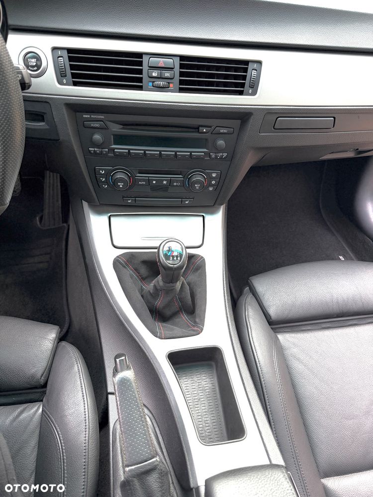 BMW Seria 3 330d DPF - 25