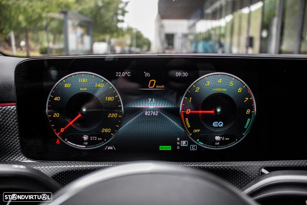 Mercedes-Benz A 250 e Style Plus - 19