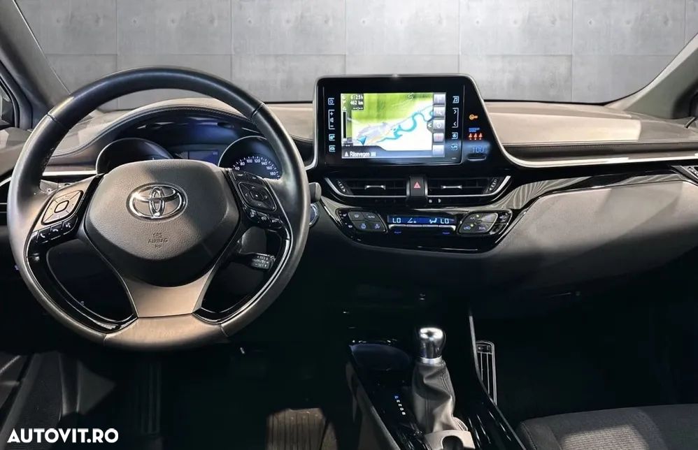 Toyota C-HR Style - 3